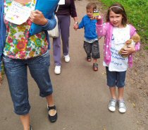 Buzzy on the walk